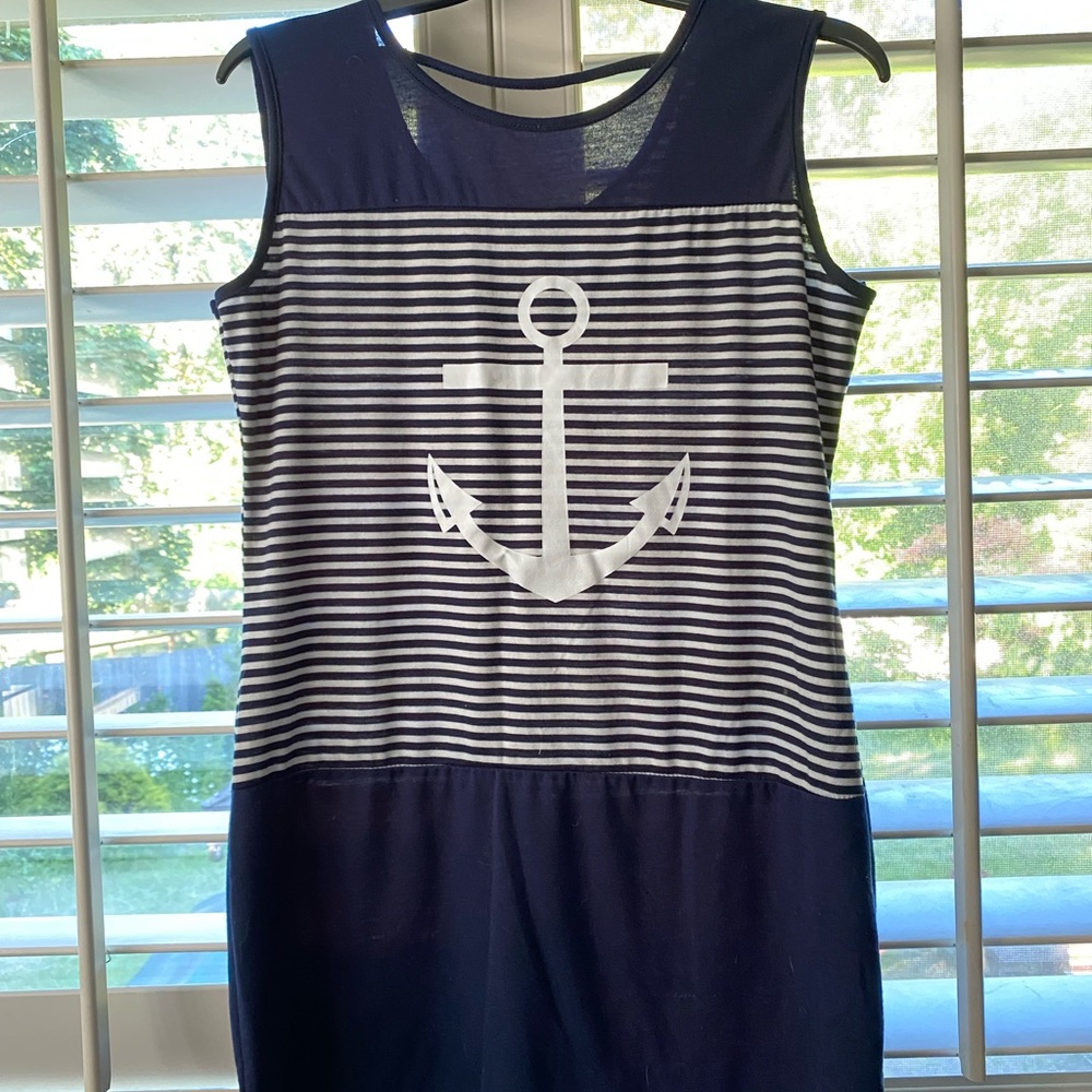 Women’s L Navy & White Striped Anchor long Top